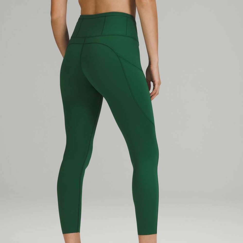 Lululemon Fast and Free High Rise Tight 25” in Everglade Green
